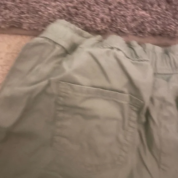 Brand Cat & Jack shorts, green size 10 girls drawstring elastic waist band - Picture 4 of 7